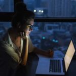 Esonero dal lavoro notturno, chi può evitare i turni di notte e cosa dice la legge