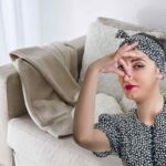 Divani e cattivi odori: il metodo che nessuno ti dice per eliminarli davvero