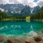 Il lago che sembra dipinto e che non compare sulle guide turistiche italiane